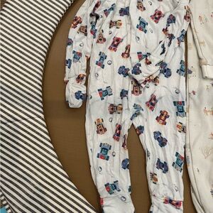 Magnetic Me Colorful Car Print Footie